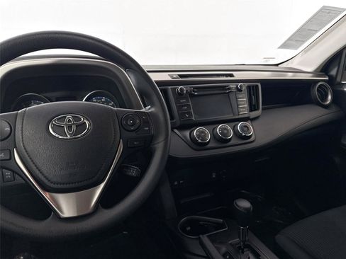 Used 2018 Toyota RAV4 LE w/ All Weather Liner Package AWD/4WD image 29
