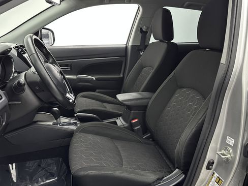 Used 2021 Mitsubishi Outlander Sport SE image 13