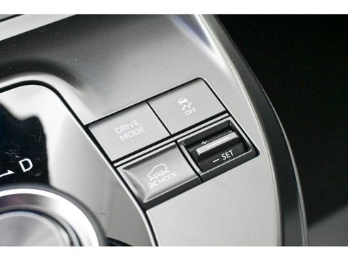 New 2026 Subaru Solterra Premium image 24