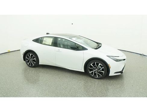 New 2026 Toyota Prius Plug-In Hybrid FWD image 12