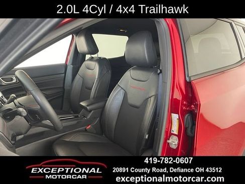 Used 2025 Jeep Compass Trailhawk AWD/4WD image 33