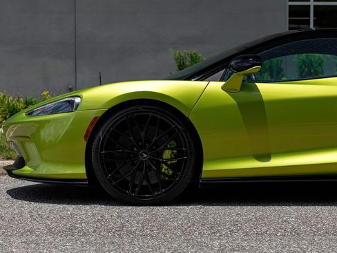 Used 2023 McLaren GT RWD image 24