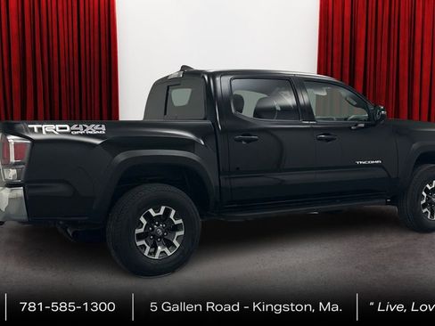 Certified 2023 Toyota Tacoma TRD Off-Road image 5