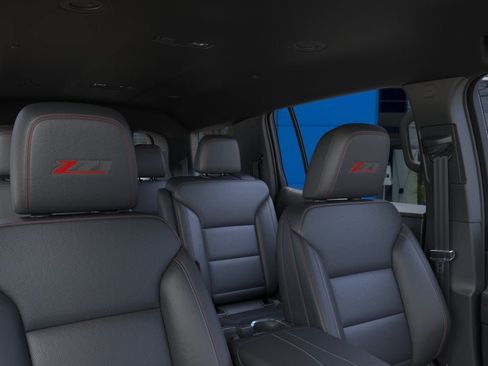 New 2026 Chevrolet Traverse Z71 w/ Enhanced Driving Package AWD/4WD image 54