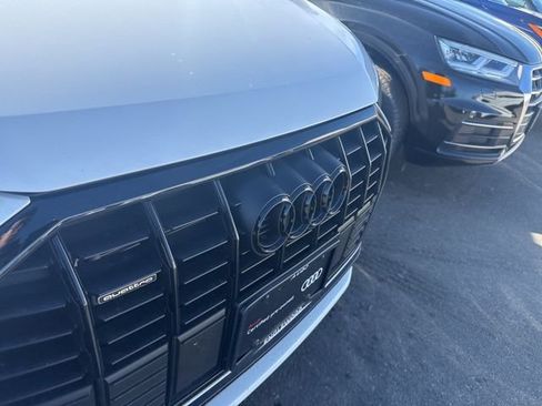 Certified 2025 Audi Q3 2.0T Premium w/ Convenience Package image 3