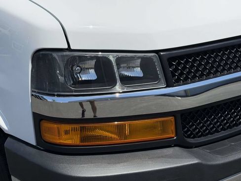 Used 2025 Chevrolet Express 2500 w/ Driver Convenience Package RWD image 12