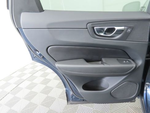 Used 2023 Volvo XC60 B5 Ultimate w/ Climate Package image 26