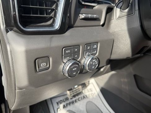 Used 2024 GMC Sierra 2500 Denali Ultimate image 19