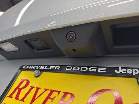 New 2025 Jeep Grand Cherokee L Limited w/ Black Appearance Package image 7