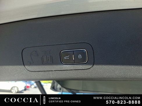Certified 2022 Lincoln Aviator AWD w/ Premium Package image 30