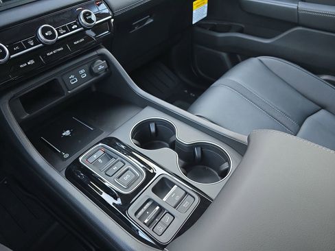 New 2025 Honda Pilot EX-L image 25