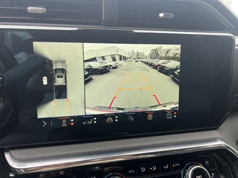 Used 2024 GMC Sierra 2500 Denali w/ Denali Reserve Package image 35