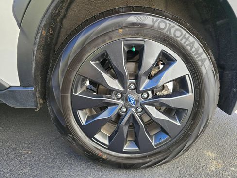 Certified 2025 Subaru Outback Onyx Edition XT AWD/4WD image 6