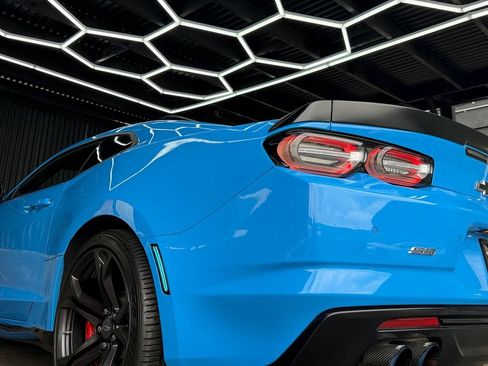 Used 2023 Chevrolet Camaro SS RWD image 31