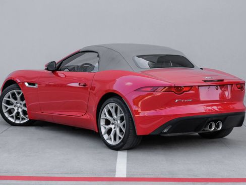 Used 2014 Jaguar F-TYPE Convertible RWD image 6