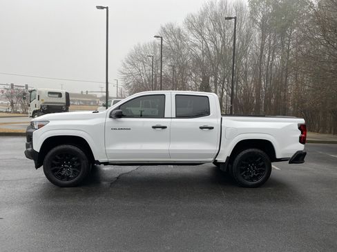 Used 2026 Chevrolet Colorado W/T w/ WT Custom Package image 6