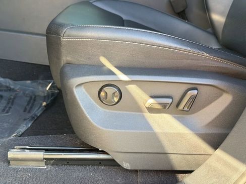 Used 2019 Volkswagen Atlas SE image 19