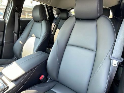 Used 2025 MAZDA CX-30 AWD 2.5 S w/ Select Sport Pkg image 15