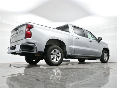 Used 2021 Chevrolet Silverado 1500 LT image 15