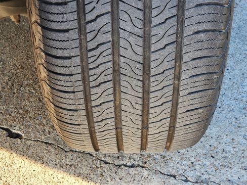 Used 2023 Ford Expedition Limited image 21