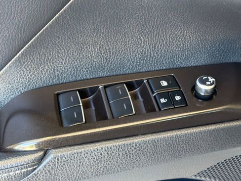 Used 2024 Toyota Camry XSE FWD image 12