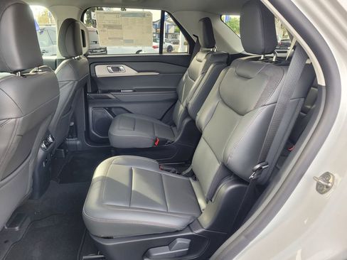 New 2026 Ford Explorer Active image 39