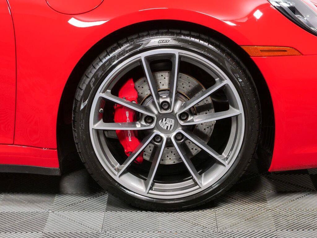 Certified 2020 Porsche 911 Carrera S RWD image 37