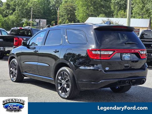 Used 2024 Dodge Durango SXT w/ SXT Blacktop Group RWD image 2