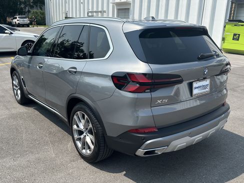 Used 2025 BMW X5 xDrive50e w/ Climate Comfort Package AWD/4WD image 8