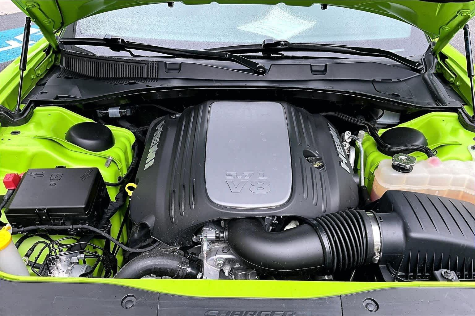 Used 2023 Dodge Charger R/T w/ Blacktop Package RWD image 32