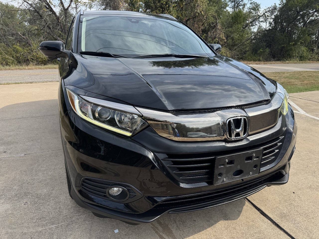 Used 2021 Honda HR-V EX image 3