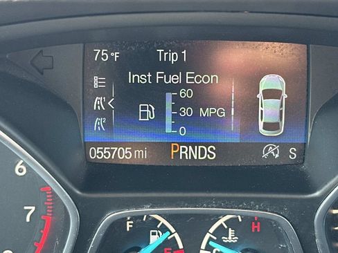 Used 2018 Ford Escape SE FWD image 21