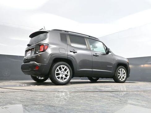 Used 2019 Jeep Renegade Latitude image 48
