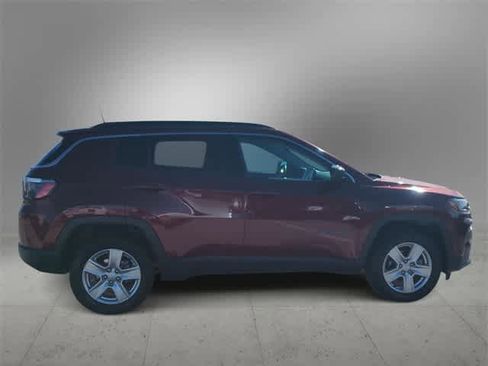 Used 2022 Jeep Compass Latitude w/ Convenience Group image 9