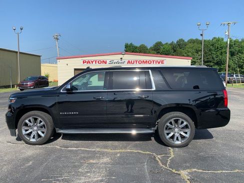 Used 2018 Chevrolet Suburban Premier AWD/4WD image 1