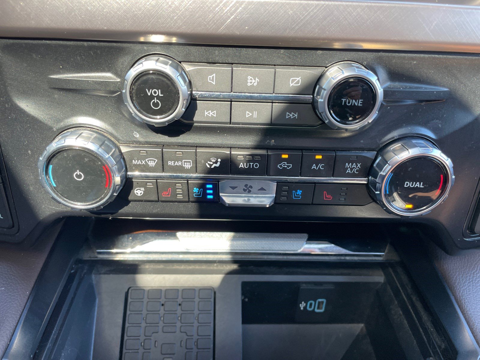Used 2024 Ford F350 King Ranch AWD/4WD image 30