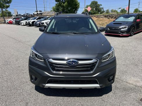 Used 2020 Subaru Outback Limited w/ Popular Package #2 AWD/4WD image 2