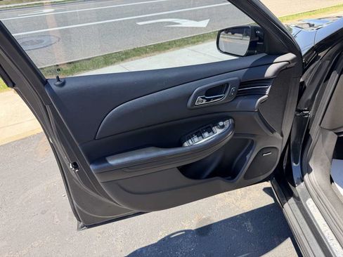 Used 2015 Chevrolet Malibu LTZ FWD image 12