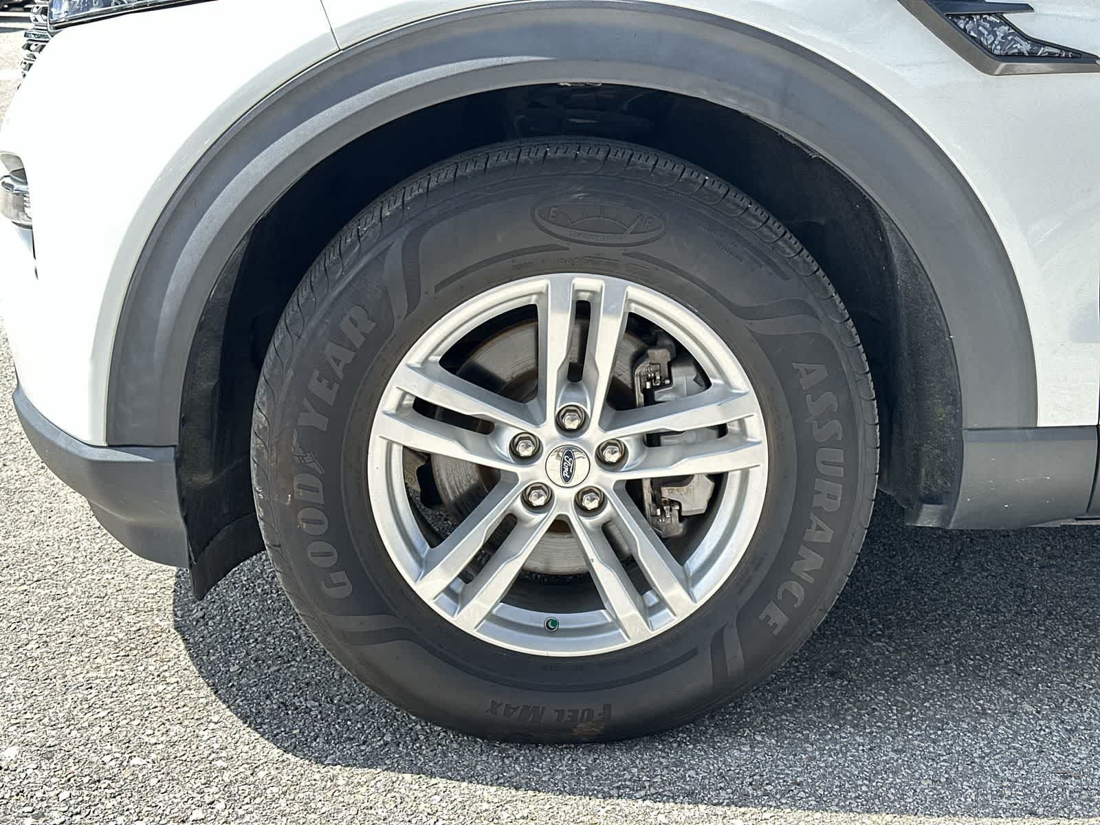 Used 2020 Ford Explorer XLT w/ Equipment Group 202A RWD image 13
