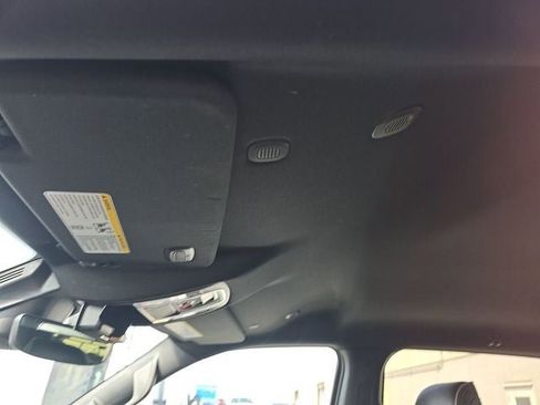 Used 2023 RAM 1500 Laramie image 22