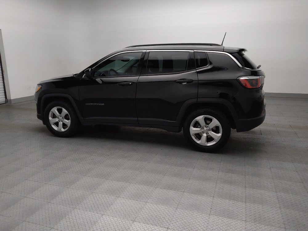 Used 2020 Jeep Compass Latitude FWD image 3