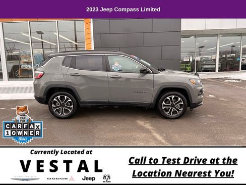 Used 2023 Jeep Compass Limited AWD/4WD image 4