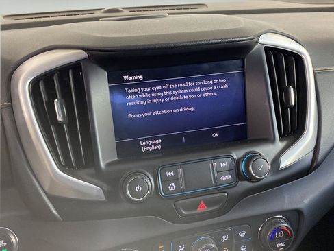 Used 2019 GMC Terrain SLT w/ Preferred Package AWD/4WD image 18