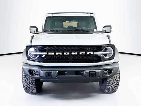 Certified 2023 Ford Bronco Wildtrak image 6