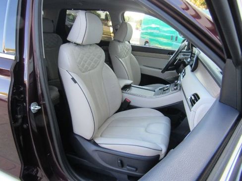 Used 2021 Hyundai Palisade Limited w/ Cargo Package image 27