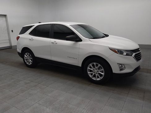 Used 2021 Chevrolet Equinox LS FWD image 11