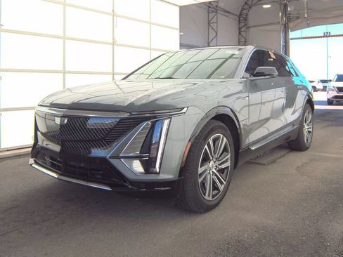 Used 2023 Cadillac Lyriq AWD image 1