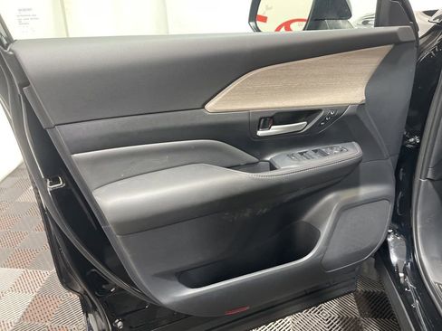 Used 2026 Toyota Grand Highlander Platinum image 20