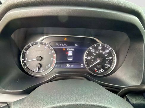 Used 2022 Nissan Titan S w/ HD Front GAWR Package AWD/4WD image 28