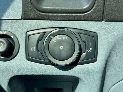 Used 2019 Ford Transit 350 XL RWD image 18